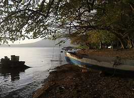 Rosa's Lake Cabins