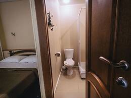 Mini-Hotel Entrance N2