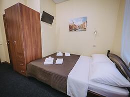 Mini-Hotel Entrance N2