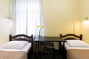 Mini-Hotel Entrance N2