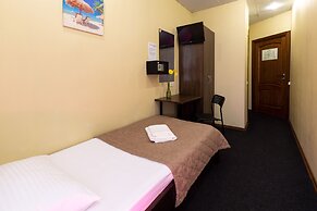 Mini-Hotel Entrance N2
