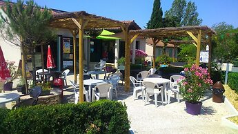 Camping Le Faillal - Cabanes et chalets