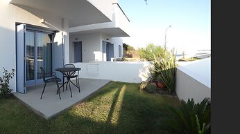 Zathea Apartments