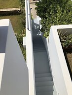 Zathea Apartments