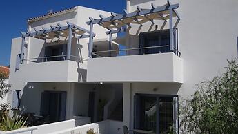 Zathea Apartments