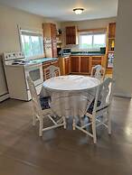 Whale Cove Inn