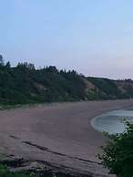 Whale Cove Inn