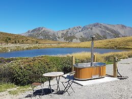 Lake Stella Mountain Retreat
