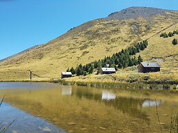 Lake Stella Mountain Retreat