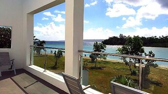 Paradise Point Views