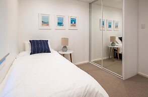 Luxury in Prestigious Double Bay H428