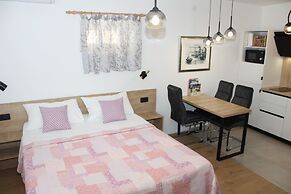 Apartments Lana