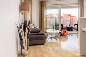 Apartments & Rooms Danivan Pool Villas