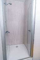 Apartments & Rooms Danivan Pool Villas