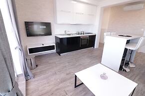 Apartments & Rooms Danivan Pool Villas
