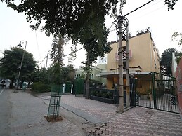 OYO 27718 Viva Destinations