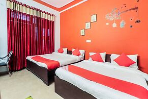 OYO 24228 Hotel Hans