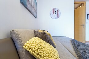 Maru Apartments