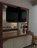 Sweet Home River Hotel