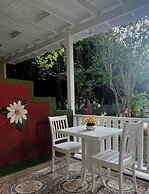 Sweet Home River Hotel