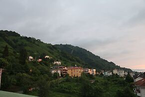 Hotel Lazlakar