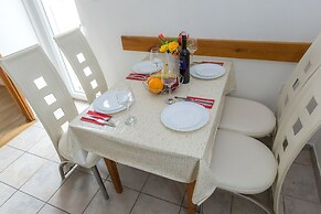Apartments Ida