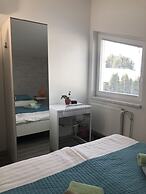 Isabella Rooms
