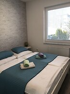 Isabella Rooms