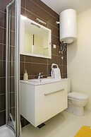 Summer Breeze Apartments