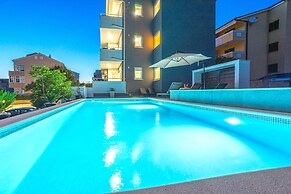Summer Breeze Apartments
