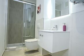 Apartments Tomana