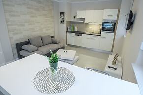Apartments Tomana