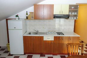 Pool Apartments Lucky Luke