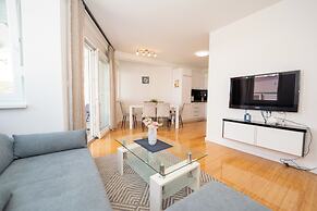 Funtastic Apartment with Private Heated Pool