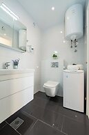 Funtastic Apartment with Private Heated Pool