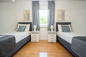 Funtastic Apartment with Private Heated Pool