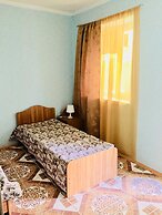 Rodnichok Guesthouse