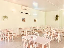 Rodnichok Guesthouse