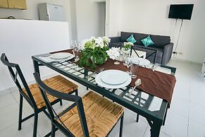 Las Terrazas Condo - Los Corales Village