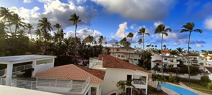 Las Terrazas Condo - Los Corales Village