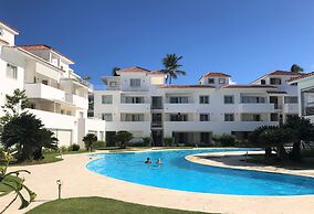 Las Terrazas Condo - Los Corales Village