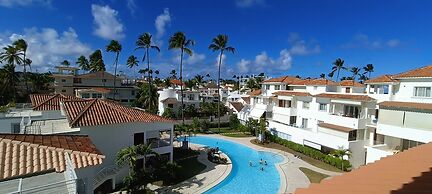 Las Terrazas Condo - Los Corales Village