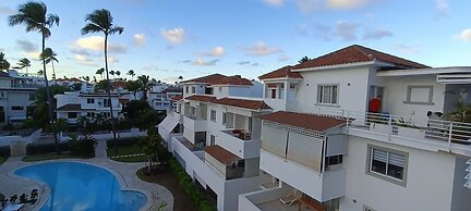 Las Terrazas Condo - Los Corales Village
