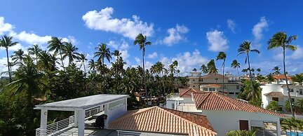 Las Terrazas Condo - Los Corales Village
