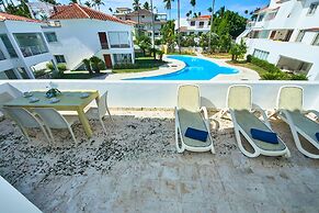 Las Terrazas Condo - Los Corales Village