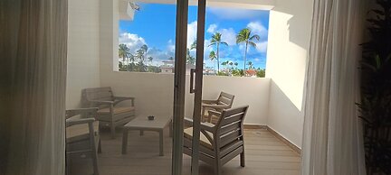 Las Terrazas Condo - Los Corales Village