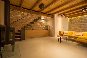 Casa Sepia
