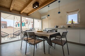 Casa Sepia