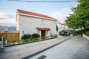 Villa Avalon
