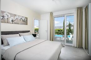 Villa Avalon